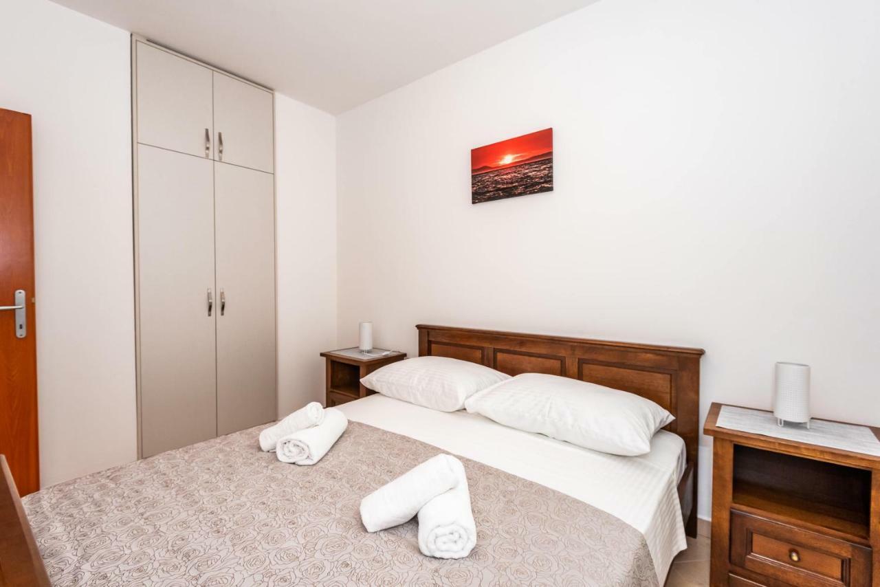 Apartmani Marina Klek Exterior foto