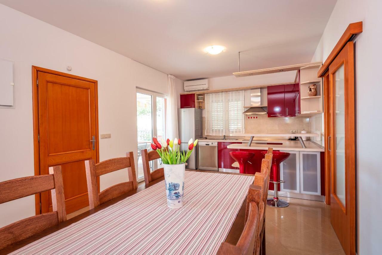 Apartmani Marina Klek Exterior foto